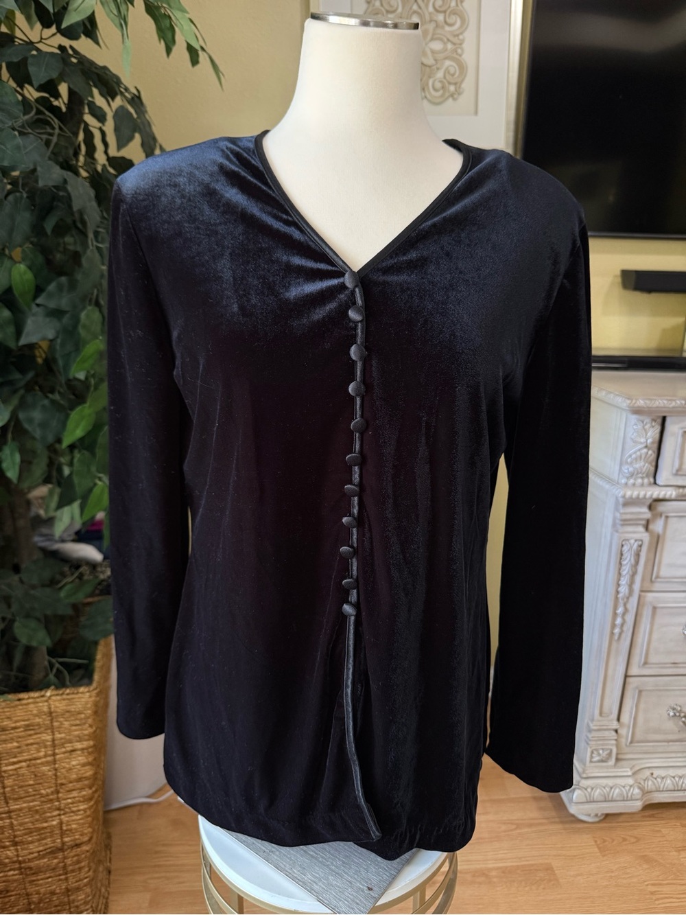 Vintage 90s Piccalino Petites Black Velvet Top Size 10P Made USA
